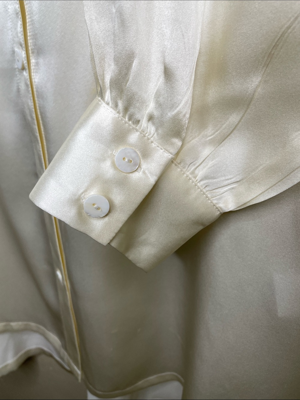 SILK MAISON Ivory MULLBERRY Silk Long Button Down Quiet Luxury Shirt Blouse Lg - Picture 5 of 14